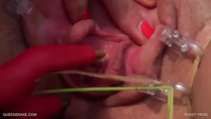 زن سبک و عکس کیر کس سکسی جلف در لاتکس و پاشنه بالا, دسته بندی