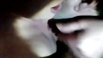 و دعوت از یک جوان همسایه که او به طور کیر تو کس نت تصادفی